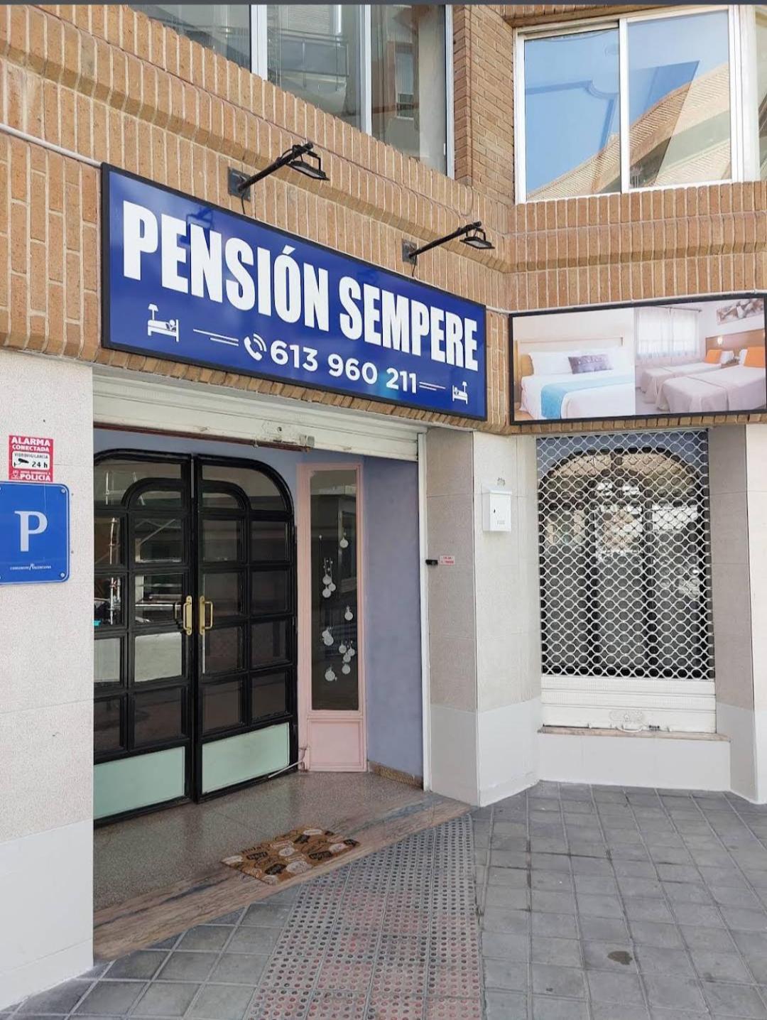 Pension Sempere Alicante Esterno foto